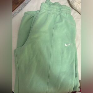 Nike Sweatpants